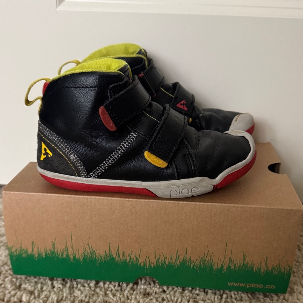 Plae “Max” Sneakers